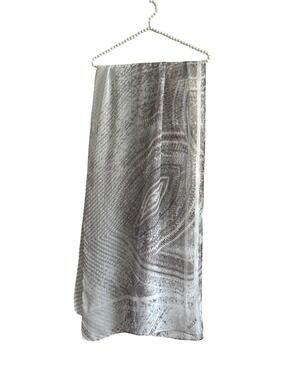 Basler Silver Paisley Scarf 🧣